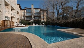 Pool - Departamentos SEA POINT By D&G (Carilo)