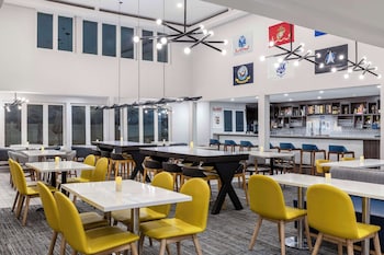 Aiden by Best Western Cape Cod - West Yarmouth