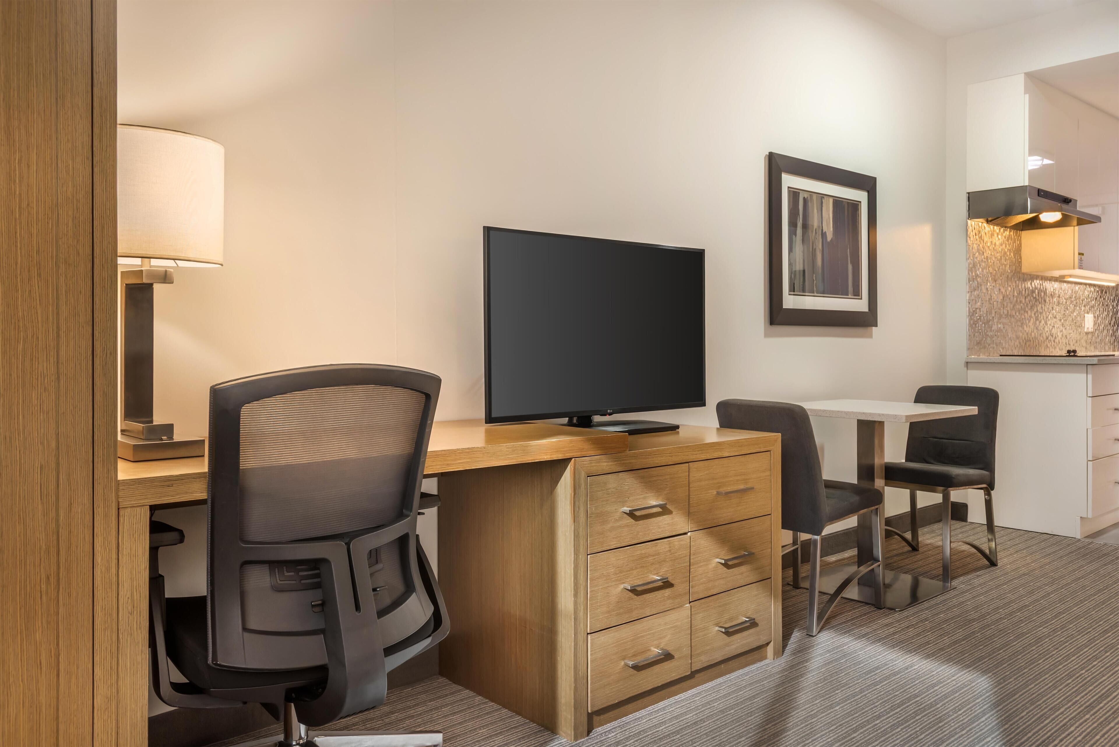 Photo - Executive Residency by Best Western Calgary City View North