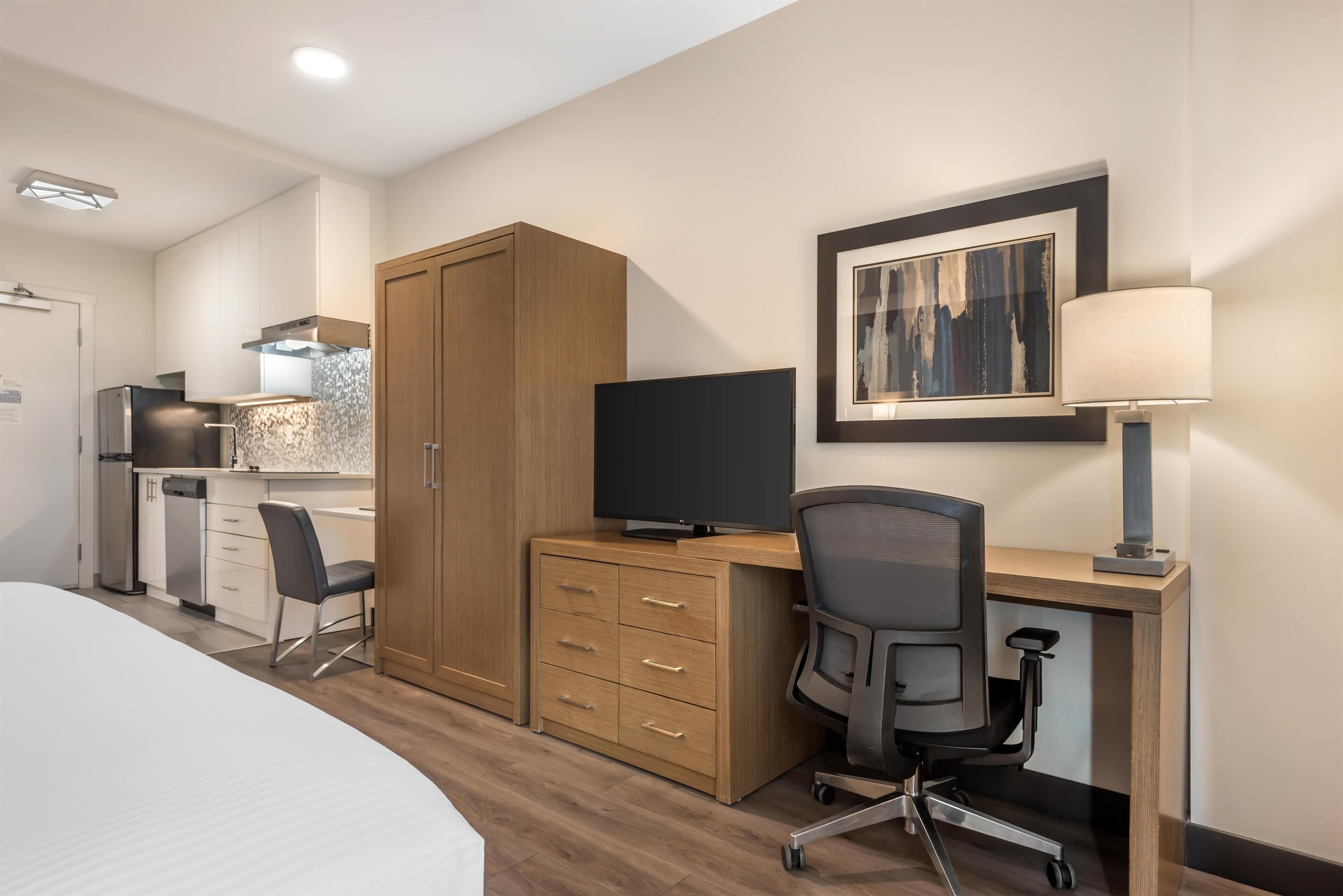 Photo - Executive Residency by Best Western Calgary City View North