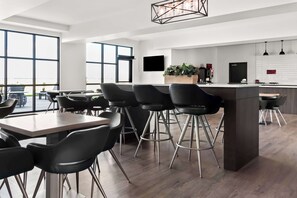 Free daily full breakfast