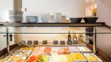 Daily buffet breakfast (EUR 19 per person)