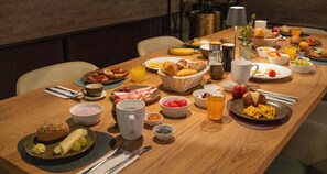 Free breakfast - Aiden by Best Western Biberach (Biberach an der Riss)
