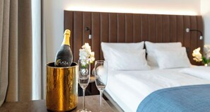Comfort Room, 1 King Bed | Soundproofing, iron/ironing board, free WiFi, bed sheets - Aiden by Best Western Biberach (Biberach an der Riss)