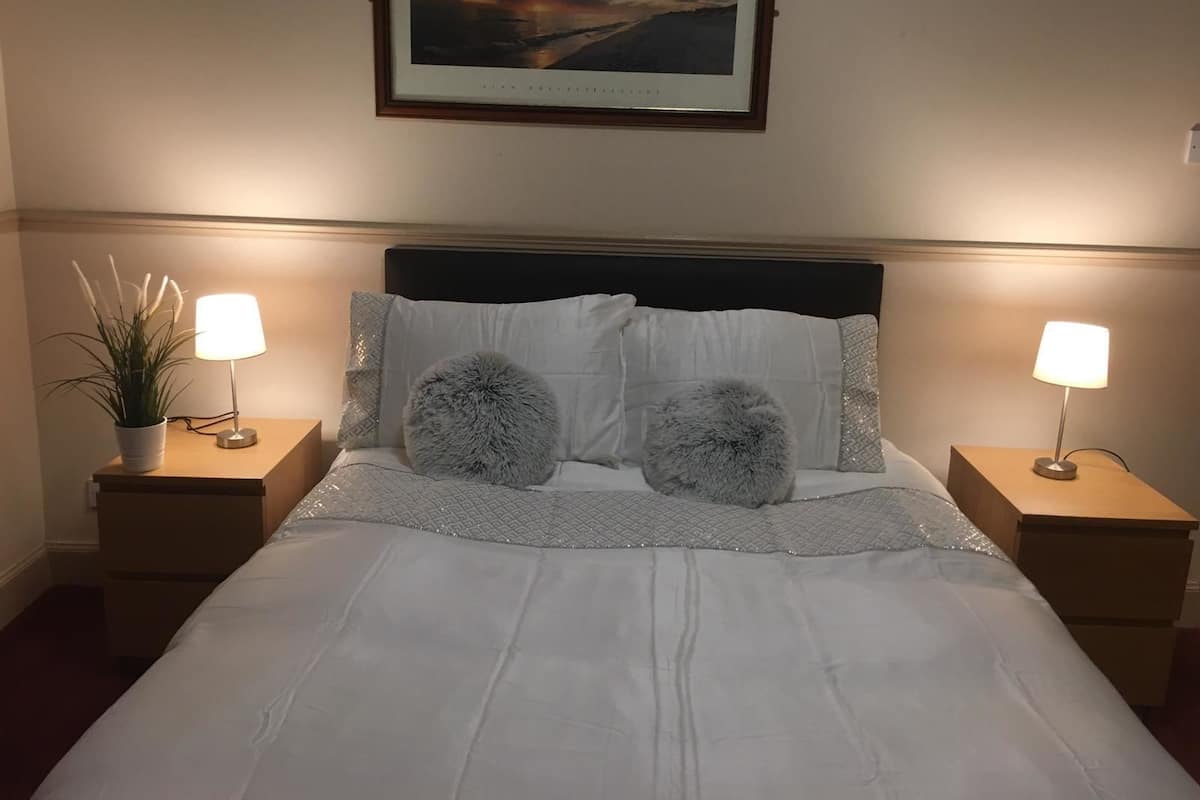Standard Double Room | Hypo-allergenic bedding available, iron/ironing board (on request)