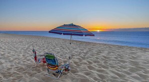 On the beach - Ultra Exclusive Beachfront Villa Just Steps from the Sand. Butler Included (San Jose del Cabo)