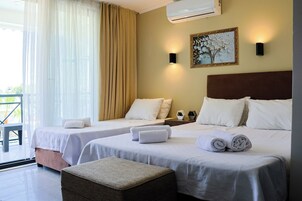 Desk, free WiFi, bed sheets