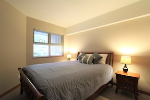 1 habitación, decoración personalizada y muebles diferentes 