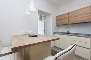 Villa, Private Pool, Sea View | Private kitchen | Full-size fridge, microwave, oven, stovetop - Villa Andrea (Punat)