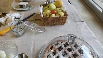 Petit déjeuner continental compris tous les jours