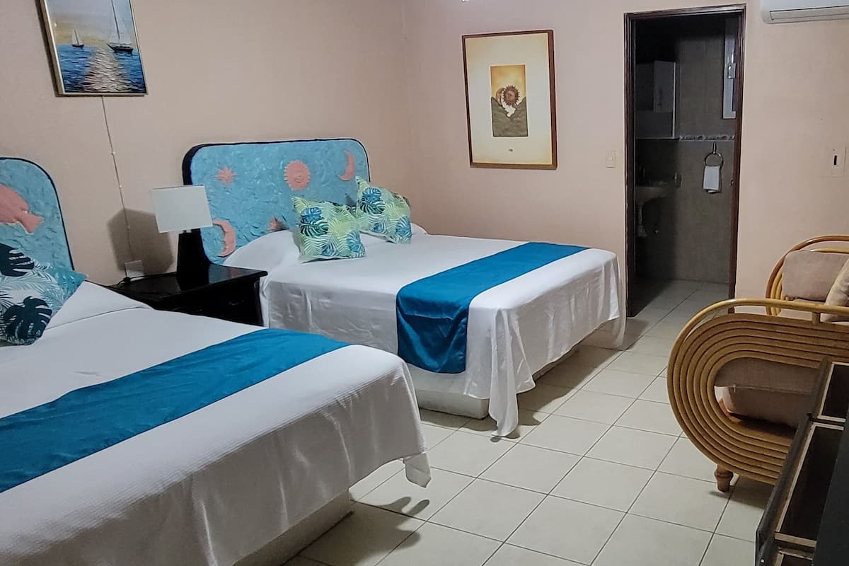 Apartament estàndard, 2 dormitoris | 2 dormitoris, caixa forta a l'habitació, wifi gratuïta i roba de llit