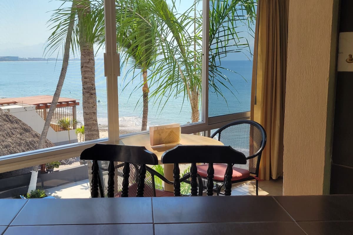 2 chambres, coffres-forts dans les chambres, Wi-Fi gratuit
