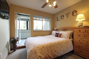 Signature-Apartment, 3 Schlafzimmer, Whirlpool | Individuell dekoriert, individuell eingerichtet