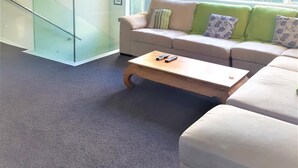 Living room - Sylvia Park House (Auckland)