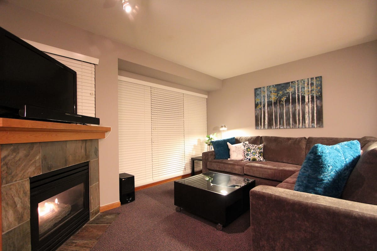 Signature-Apartment, 3 Schlafzimmer, Whirlpool | Wohnbereich