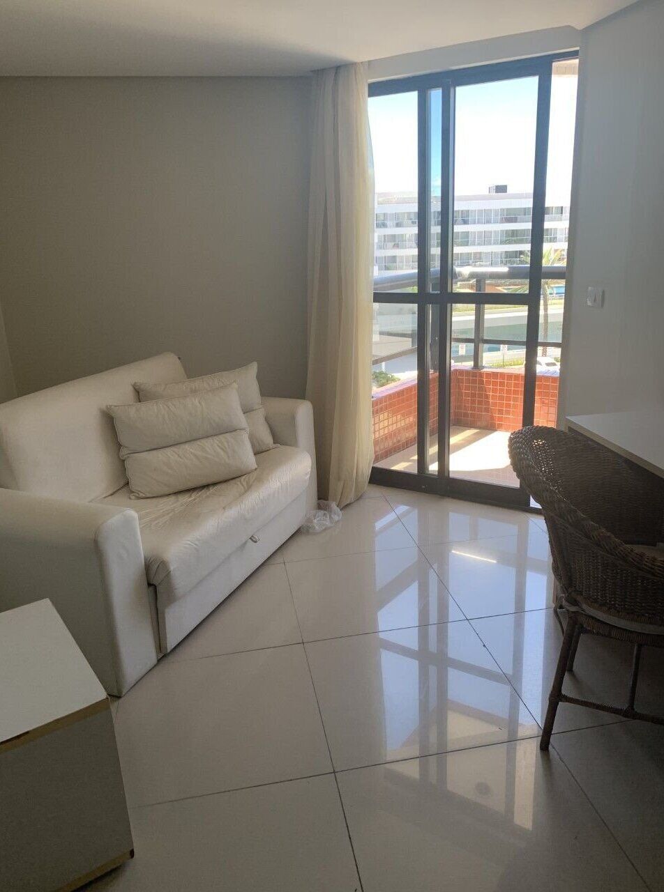 Apartment | Living area | 32-inch TV with cable channels