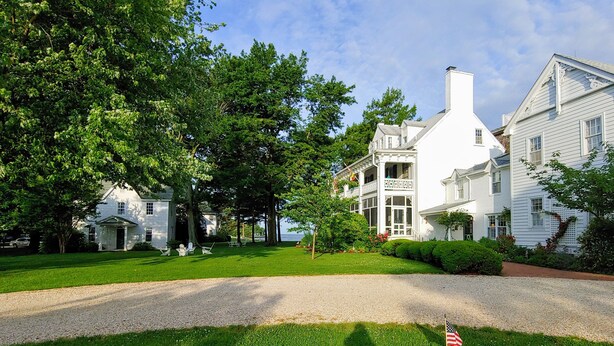 Unclassified image, 1 of 63, button - Wades Point Inn (McDaniel)