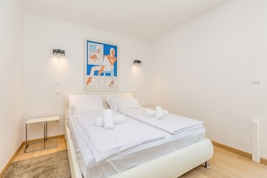 5 habitaciones, tabla de planchar con plancha y wifi gratis 