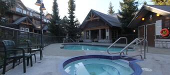 Glacier's Reach by Whistler Retreats