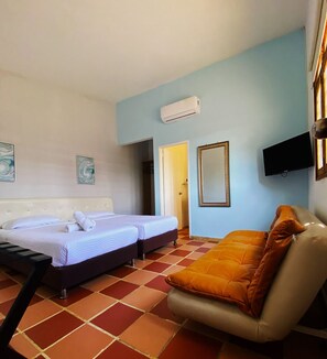 Matelas Tempur-Pedic, coffres-forts dans les chambres