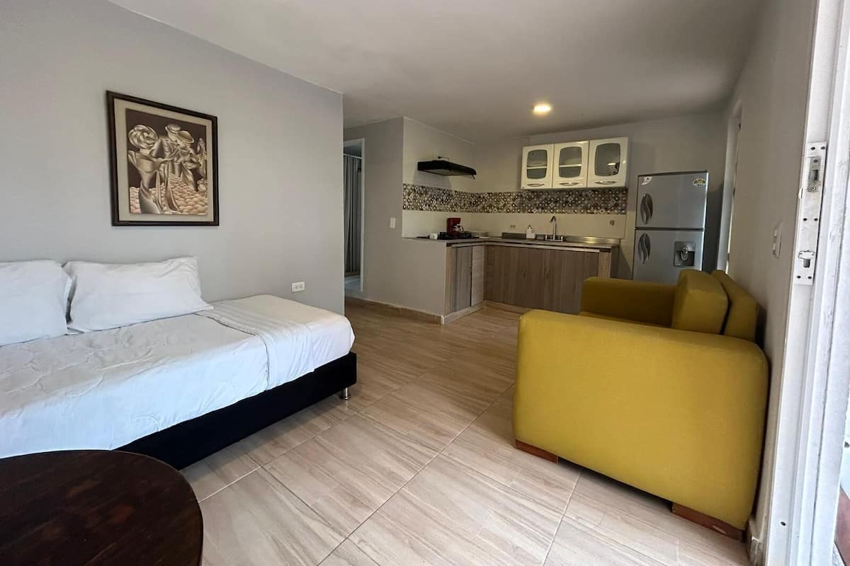 Master Suite | 3 slaapkamers, Tempur Pedic-bedden, een kluis op de kamer
