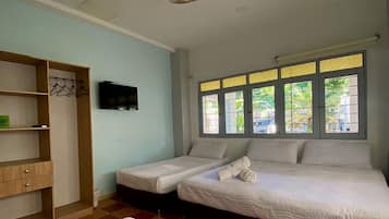 Tempur-Pedic beds, in-room safe, individually decorated