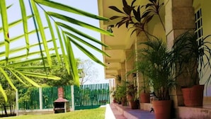 Property grounds - Hotel Laguna Encantada (Santa Elena)