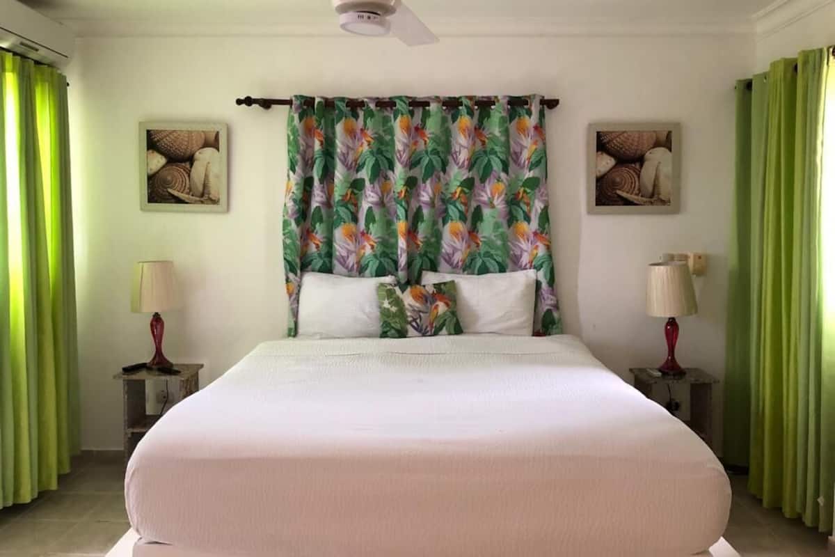 Double or Family Room | Egyptian cotton sheets, premium bedding, Select Comfort beds