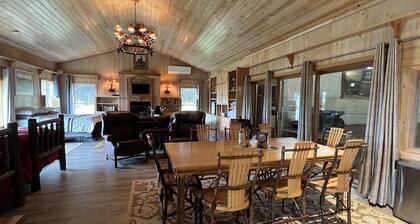 Ratsastustalo * Kaunis * Ainutlaatuinen kokemus * Eristäytynyt * Romanttinen *