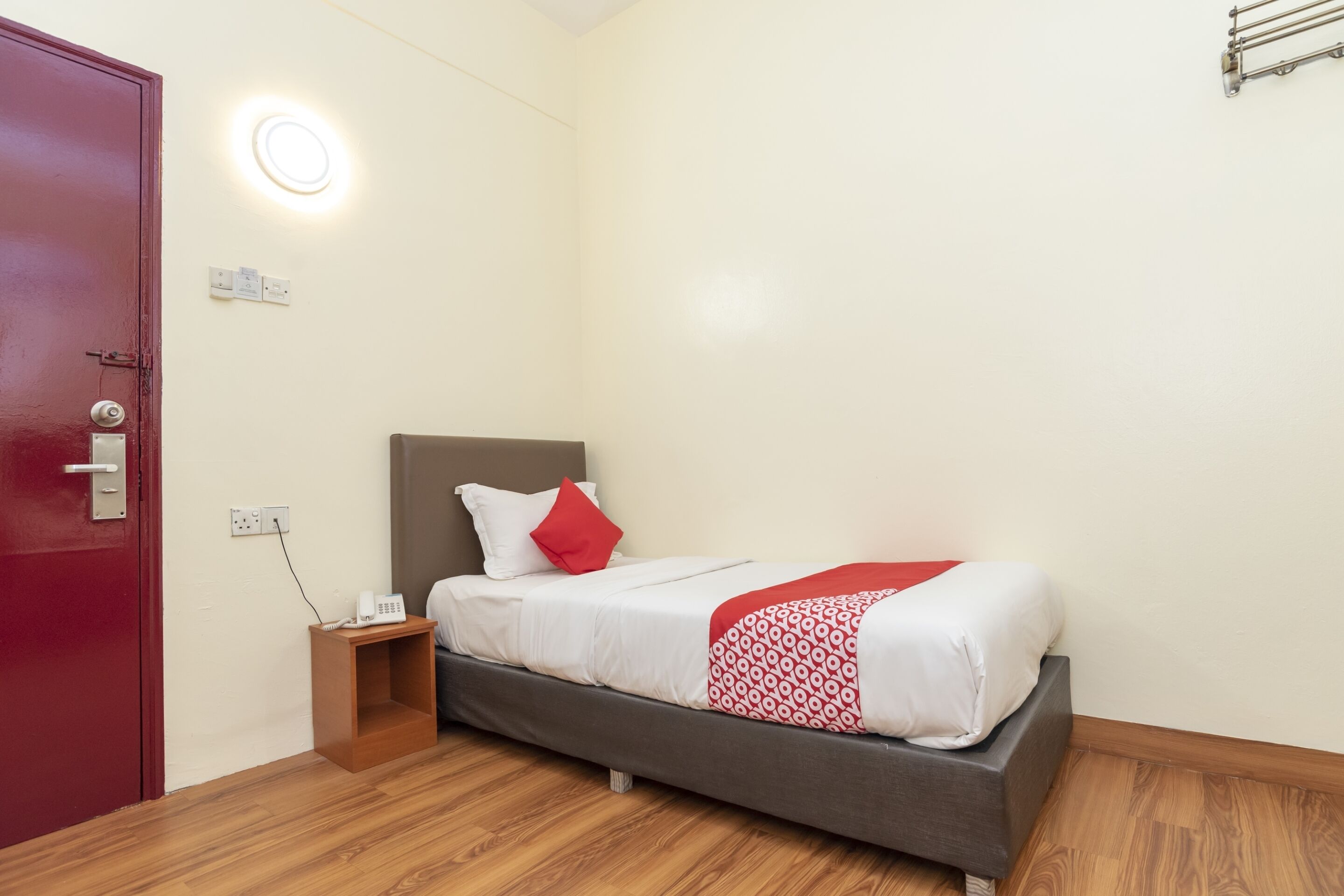 Photo - OYO 1230 Zen Zeng Budget Hotel