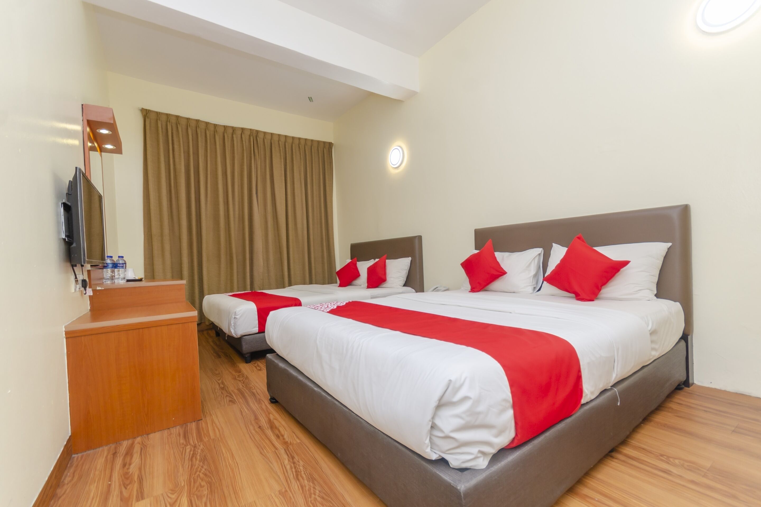 Photo - OYO 1230 Zen Zeng Budget Hotel