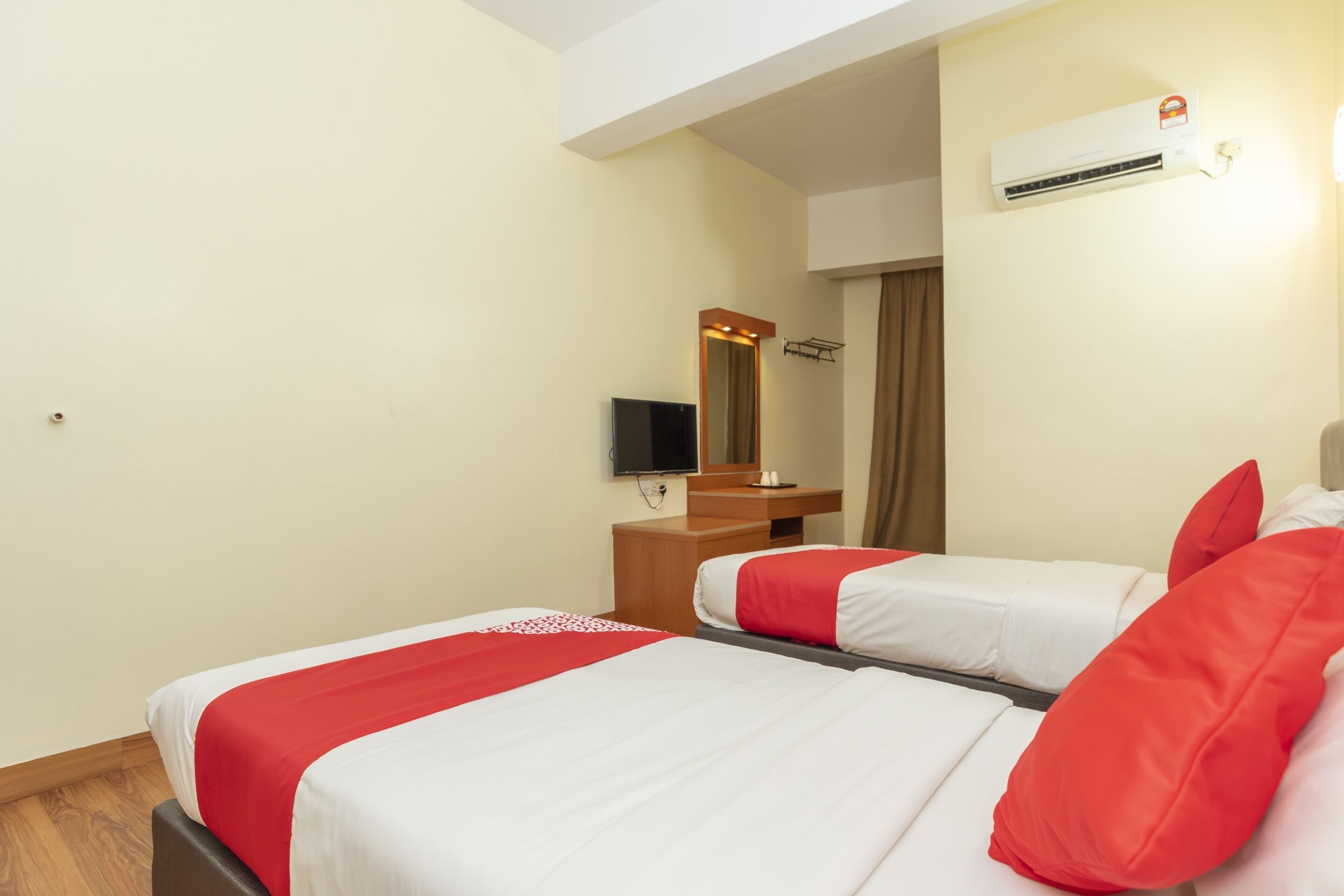 Photo - OYO 1230 Zen Zeng Budget Hotel