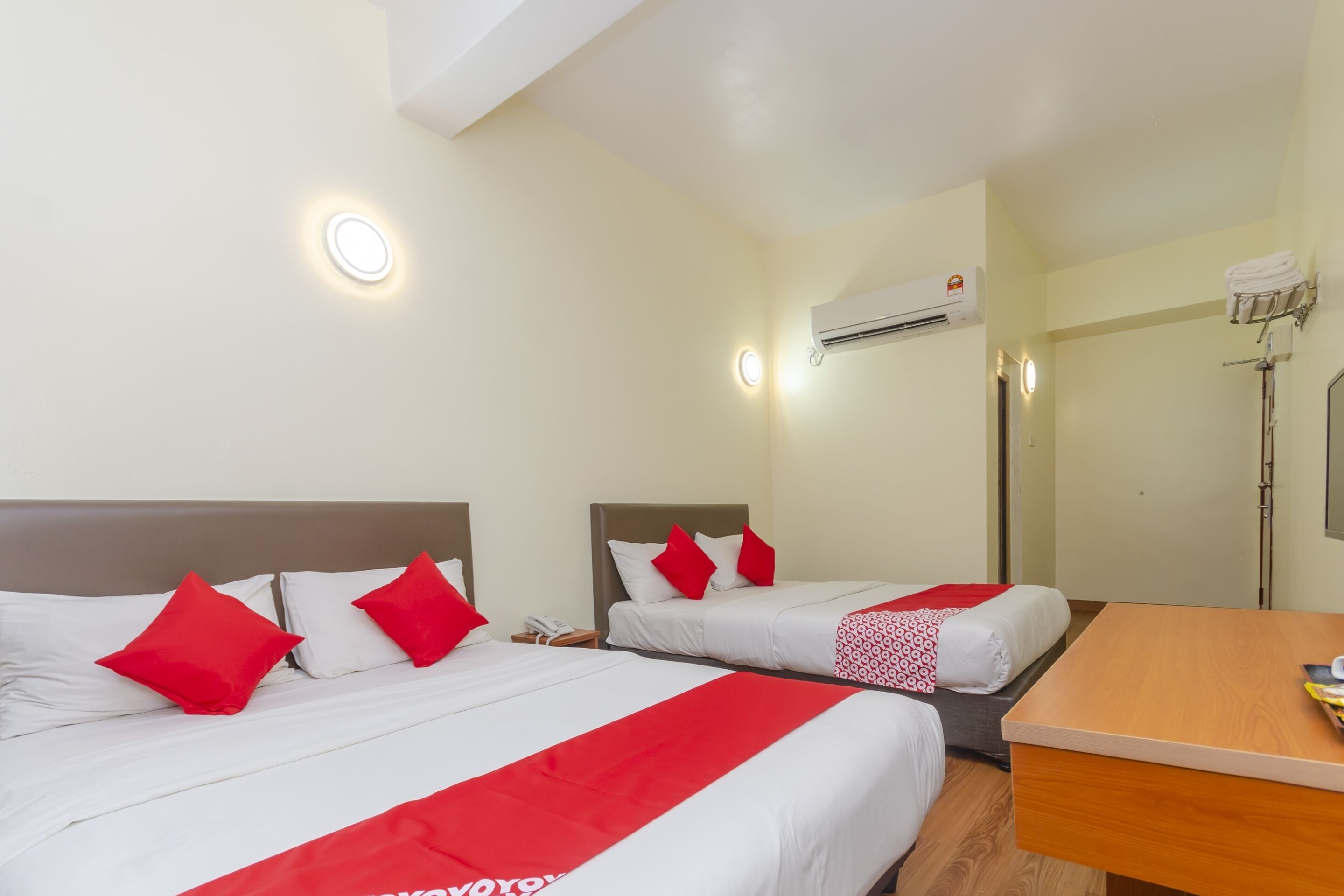 Photo - OYO 1230 Zen Zeng Budget Hotel