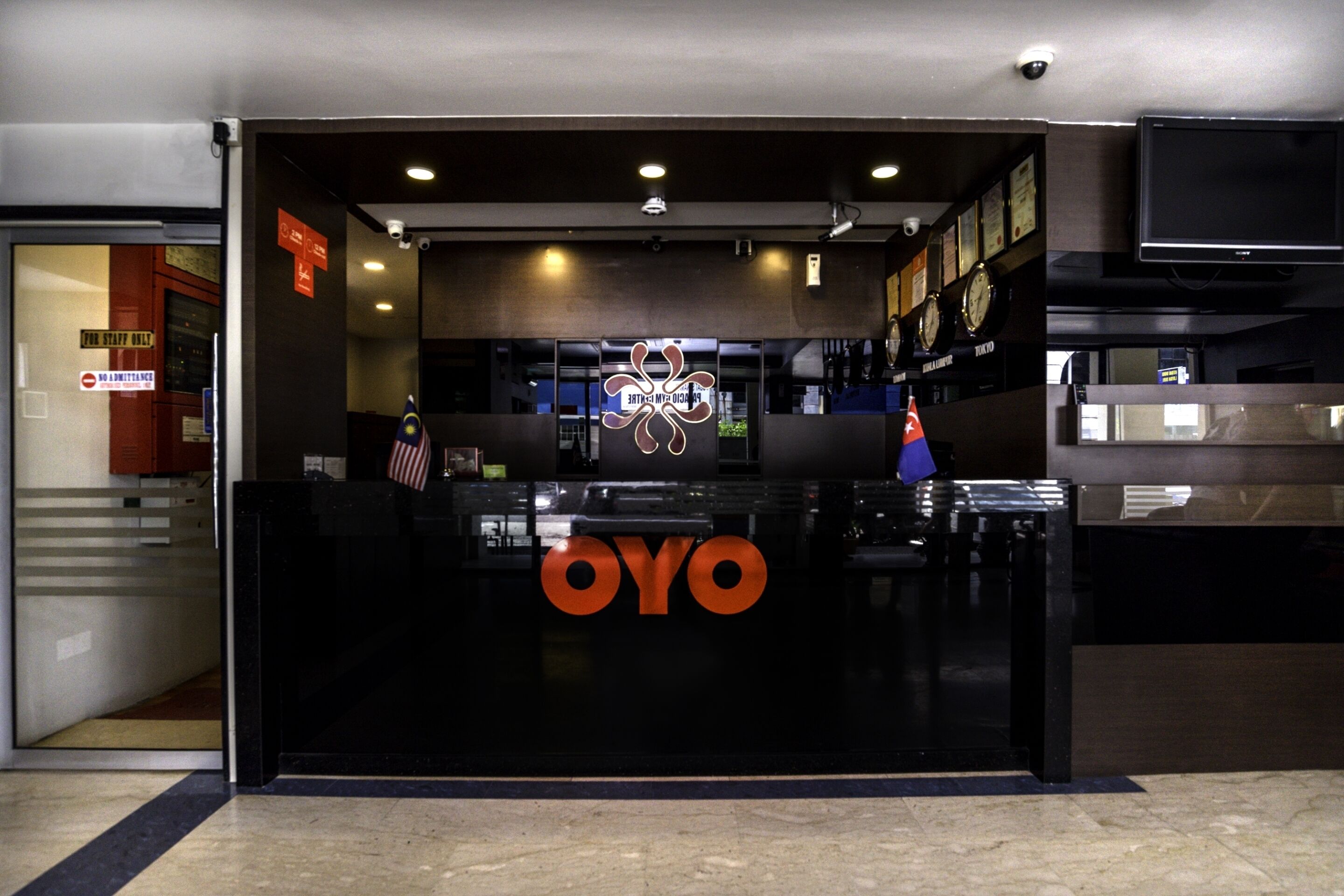 Photo - OYO 1230 Zen Zeng Budget Hotel