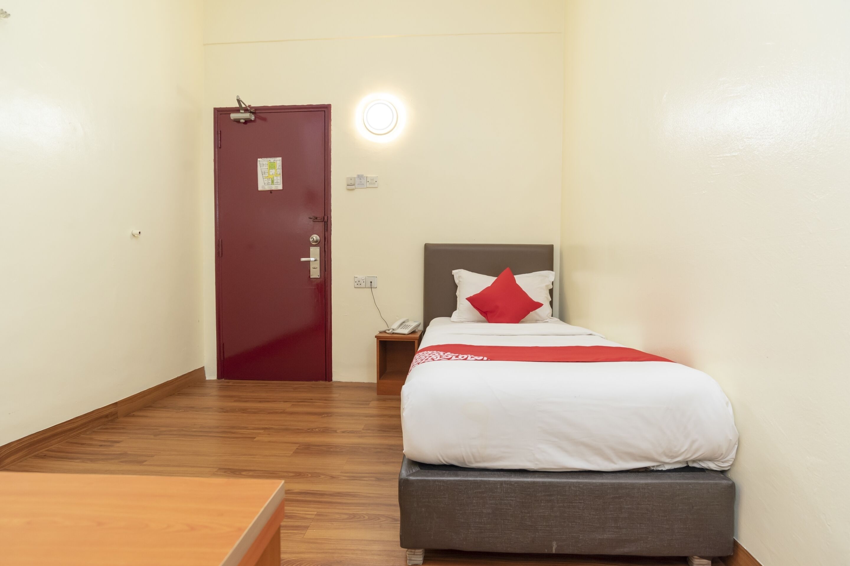 Photo - OYO 1230 Zen Zeng Budget Hotel