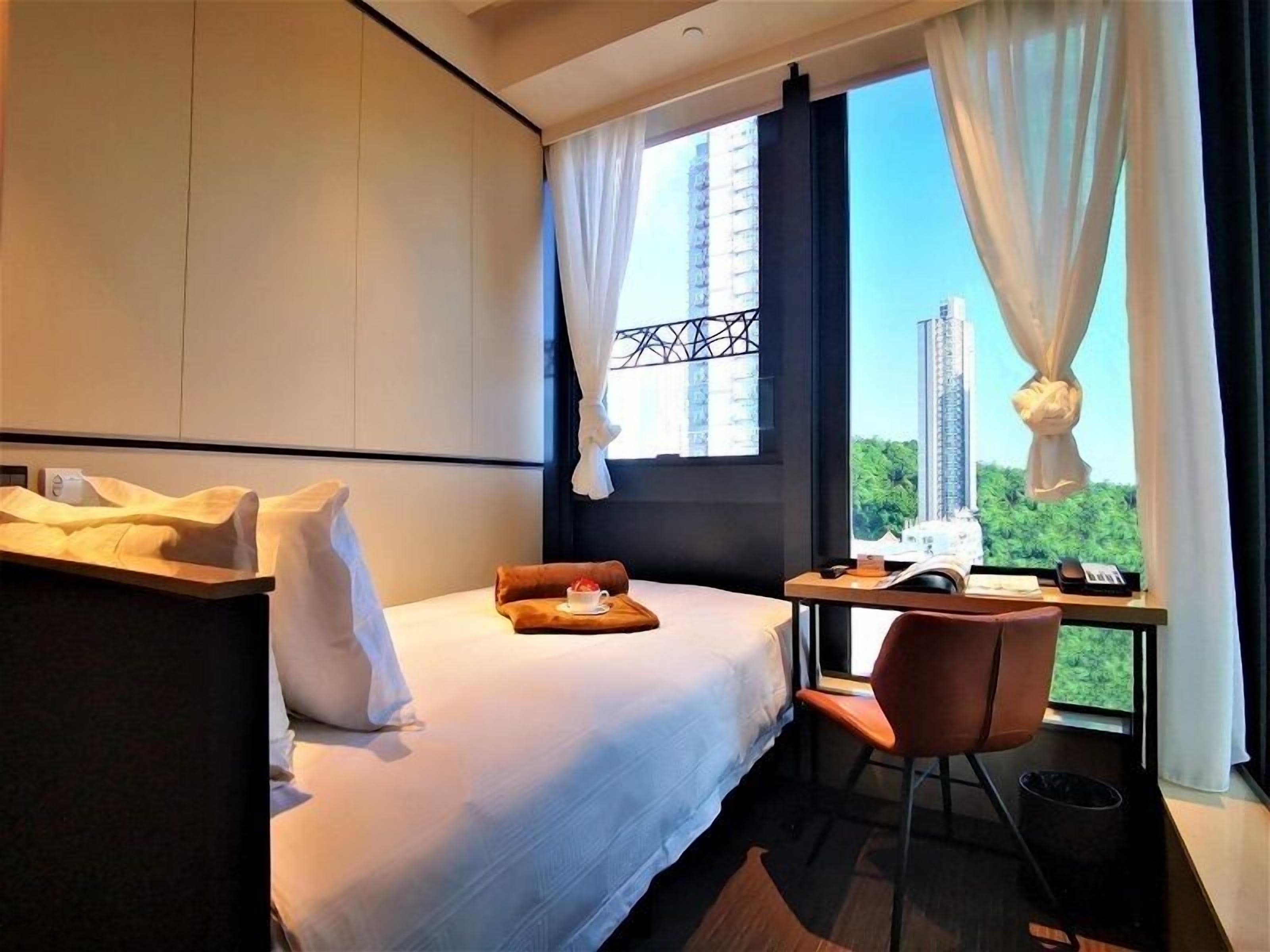 In-room safe, desk, blackout curtains, soundproofing