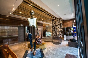 Lobby - E Hotel Hong Kong (Kowloon)