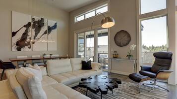 Casa, 4 habitaciones | Zona de estar