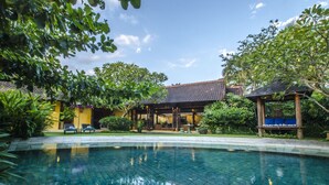 Pool - Quiet Cottage Style Villa in Umalas (Kerobokan)