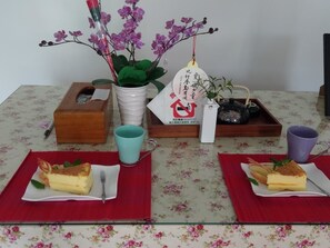 Esmorzar diari de cuina local (50 TWD per persona) 