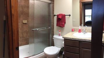 House | Bathroom | Towels, soap, shampoo