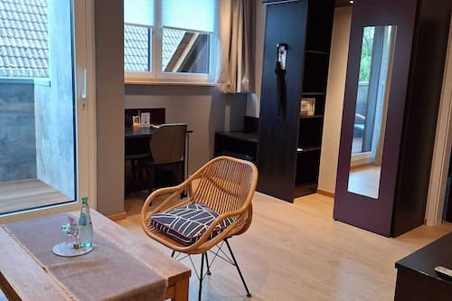 Grand Room, Courtyard Area (Comfort) | In-room safe, free WiFi, bed sheets, wheelchair access
