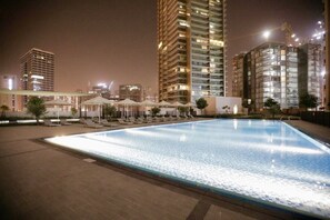 Outdoor pool - City Nights- 1B BLVD CRESCENT Tower 1 (Dubai)