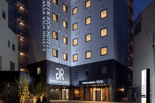 Front of property - evening/night