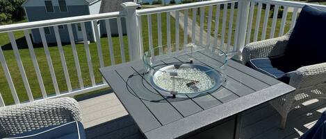 Tina de hidromasaje al aire libre