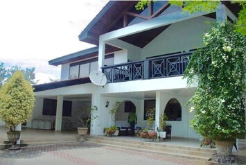Villa Ayodele