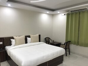 折叠床/加床（额外收费）、免费 WiFi、轮椅无障碍