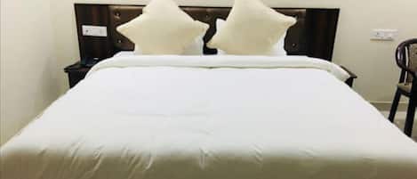 Rollaway beds, free WiFi, wheelchair access