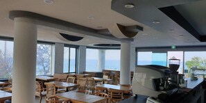 Daily Korean breakfast (KRW 10000 per person) - Mangsang Beach Pension (Gangneung)