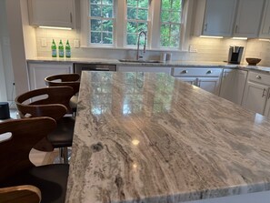 Fridge, microwave, oven, stovetop - Modern 5 Bedroom Home. Newly constructed. Large yard. Close to beaches and town. (Nantucket)